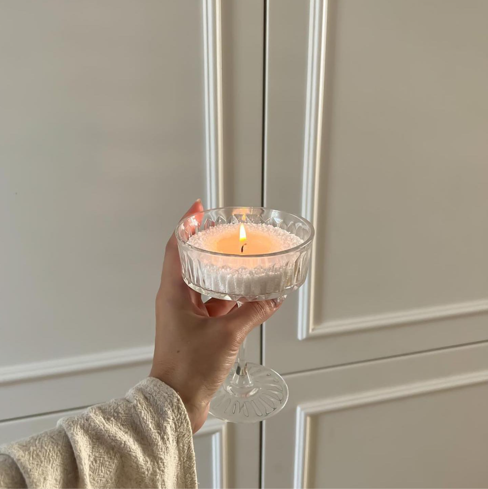 Champagne Rhubarb Scented Candle Sand KG / LBS